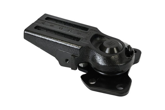 MUDGUARD BRACKET LEFT