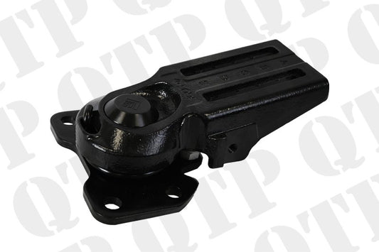 MUDGUARD BRACKET RIGHT