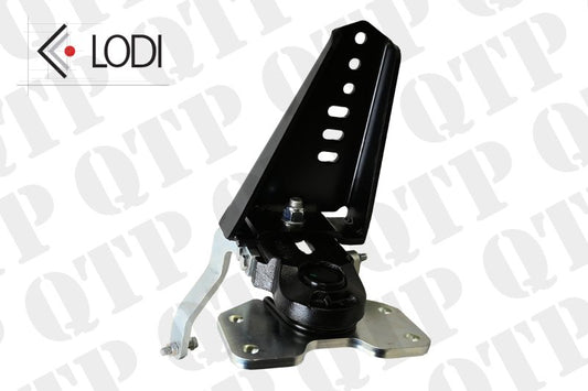 MUDGUARD PIVOT RIGHT