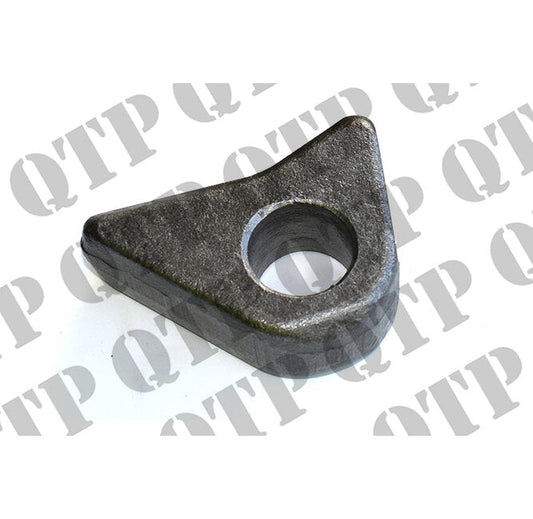 LOADER BRACKET EYE